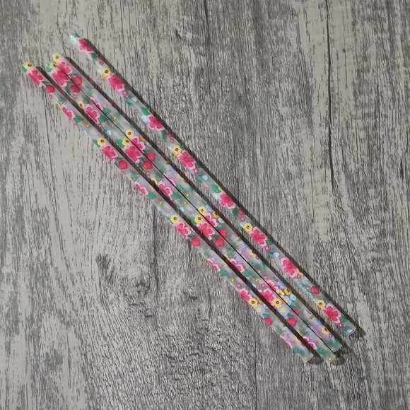 Swig 40 oz Mega Mug with Straws - Picture 2 of 6